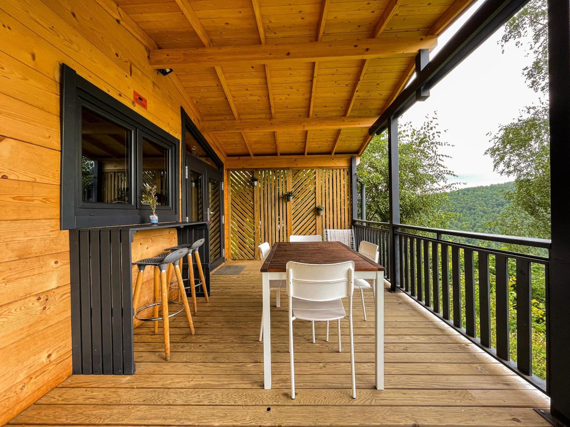 Chalet Nature Sur La Vallee De La Truyere Neuvéglise Exterior photo